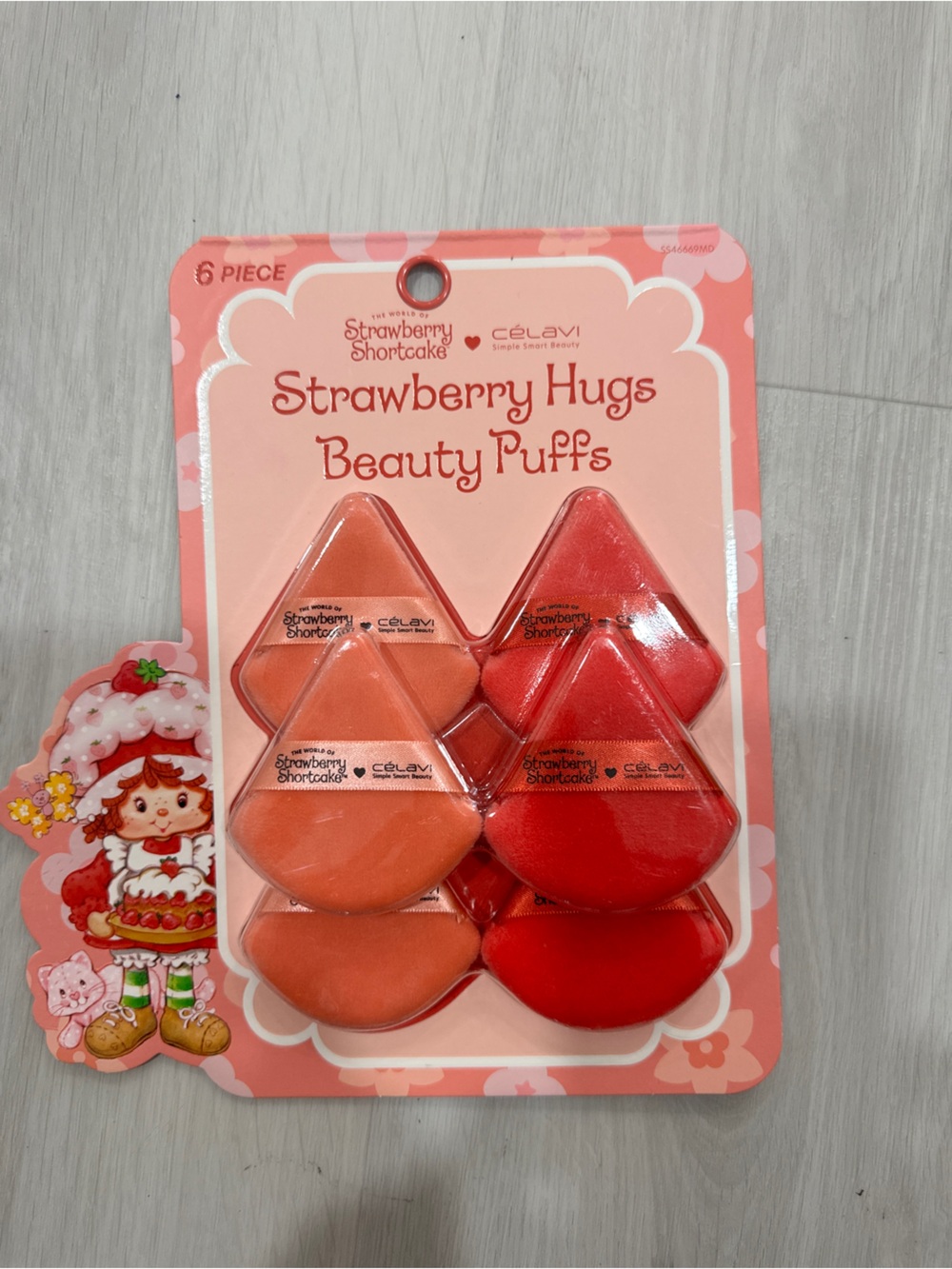 Strawberry Hugs Beauty Puffs Makeup Sponges - Pink & Red